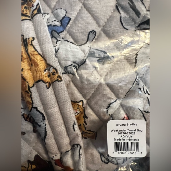 Vera Bradley Weekender Travel Bag A Cat’s Life - Picture 13 of 16